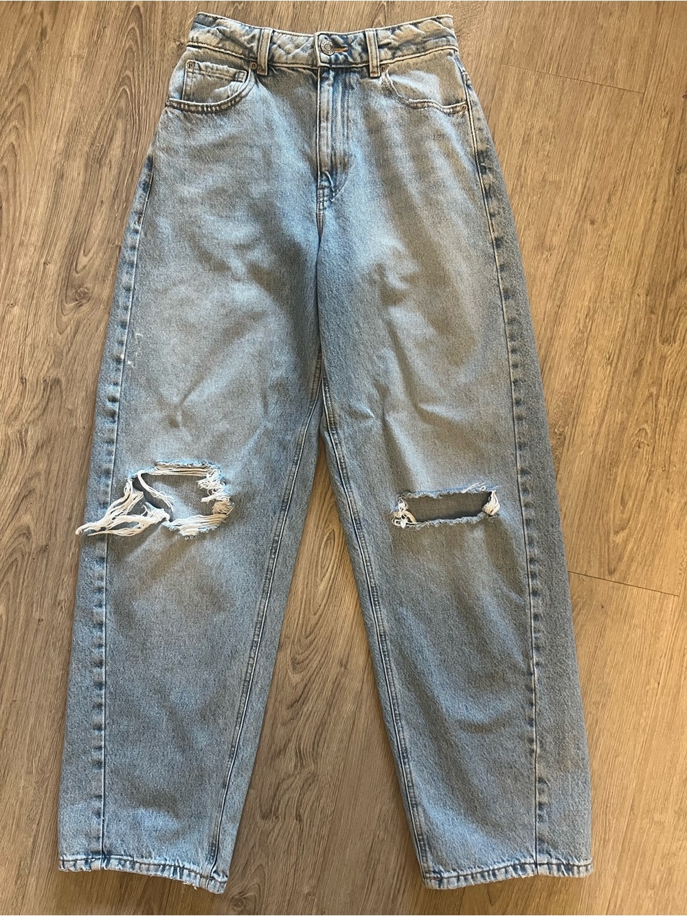 High-Rise Light Blue Ripped Wide-Leg Jeans | Barrel Leg